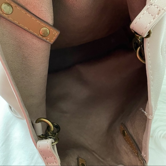 Taupe • Vegan Shoulder Bag - Picture 5 of 8